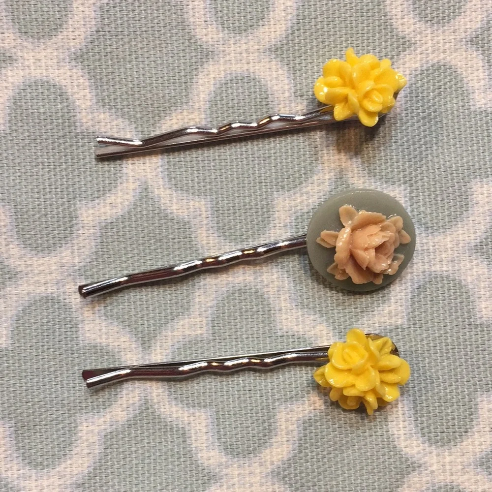 Floral Hair Pins Set Of 3